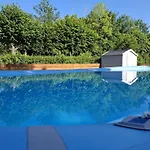 Mobil Confortable Avec Terrasse Pour 6 Personnes - Api-1-52-1584 *