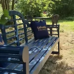 Camping Mobil Confortable Avec Terrasse Pour 6 Personnes - Api-1-52-1584