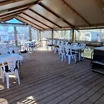 Mobil Confortable Avec Terrasse Pour 6 Personnes - Api-1-52-1584 Camping Long